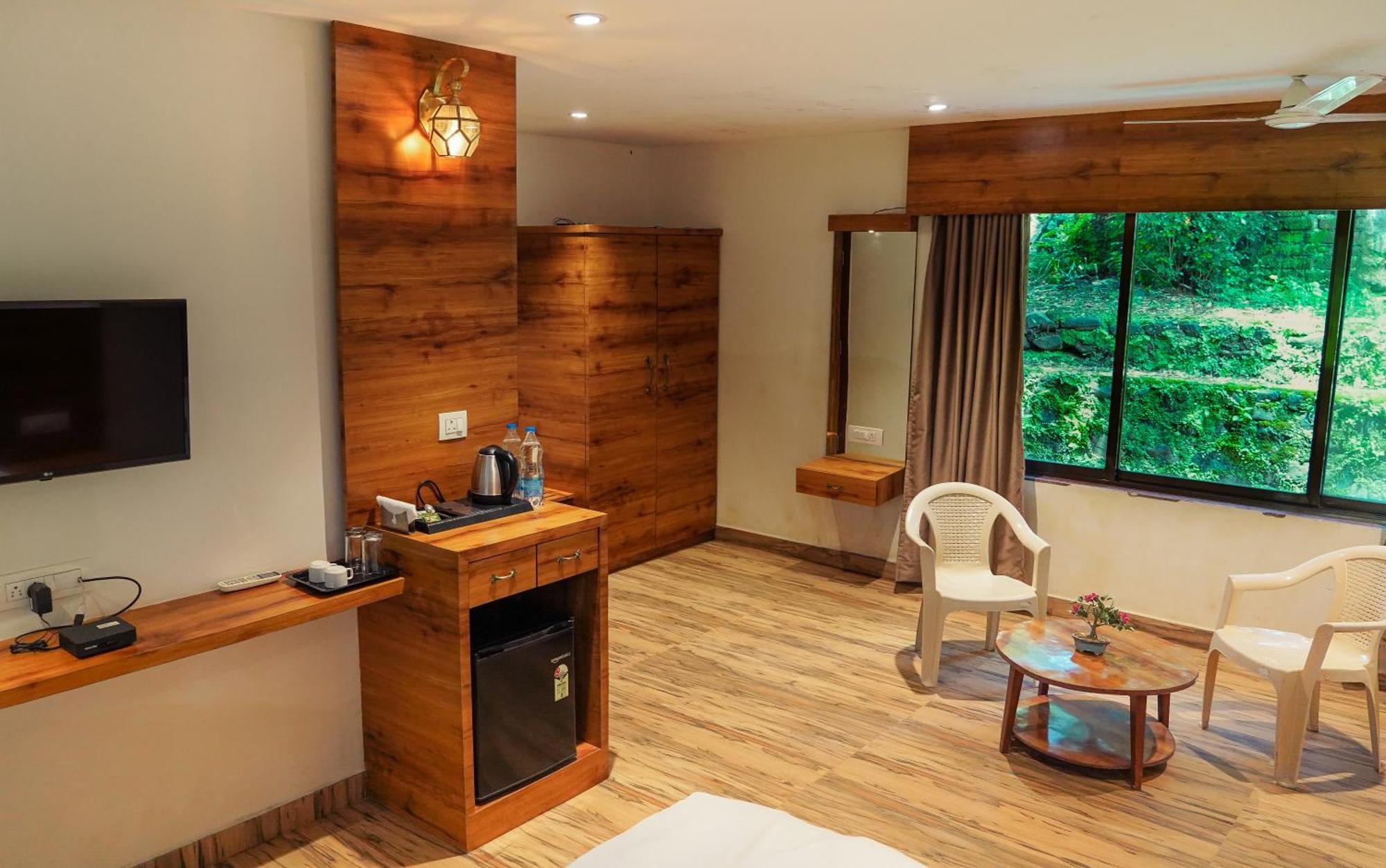 Whispering Peepul Resort Badlapur Exterior photo
