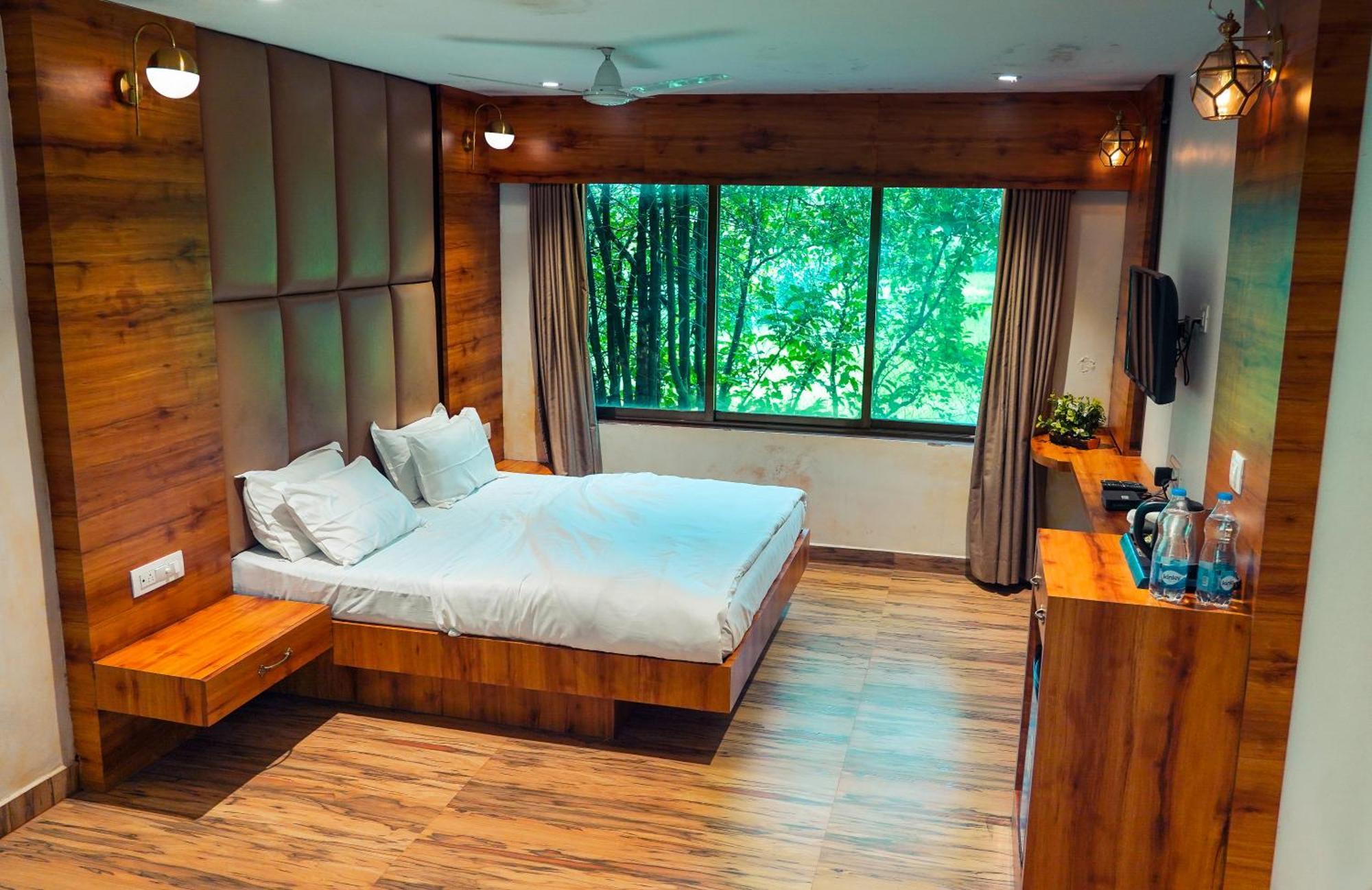Whispering Peepul Resort Badlapur Exterior photo