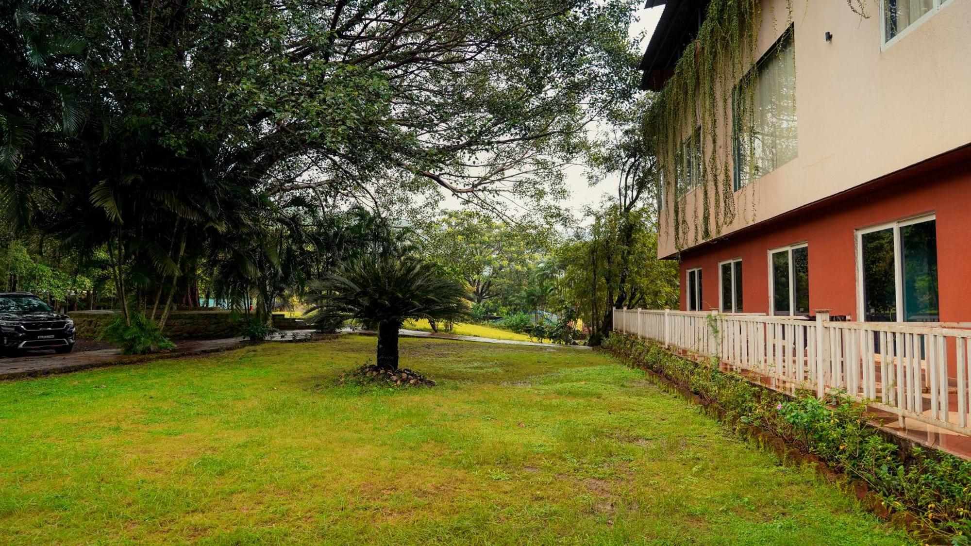 Whispering Peepul Resort Badlapur Exterior photo